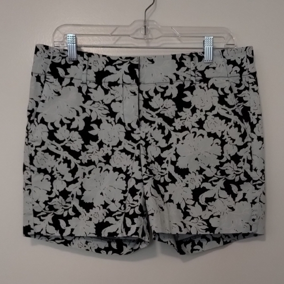Ann Taylor Pants - Ann Taylor Black and Baby Blue Floral Women Shorts Cargos